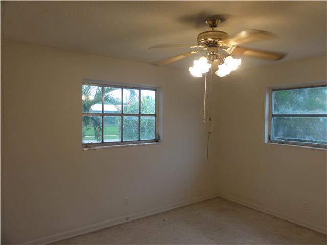 36 Ridgewood Circle Jupiter, FL 33469 - Photo 9 of 18 Additional Photo