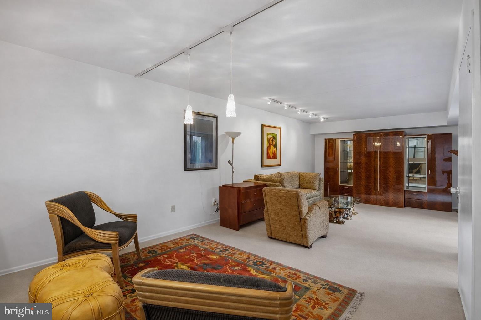 130 Spruce Street, Unit 27A Philadelphia, PA 19106 - Photo 8 of 19