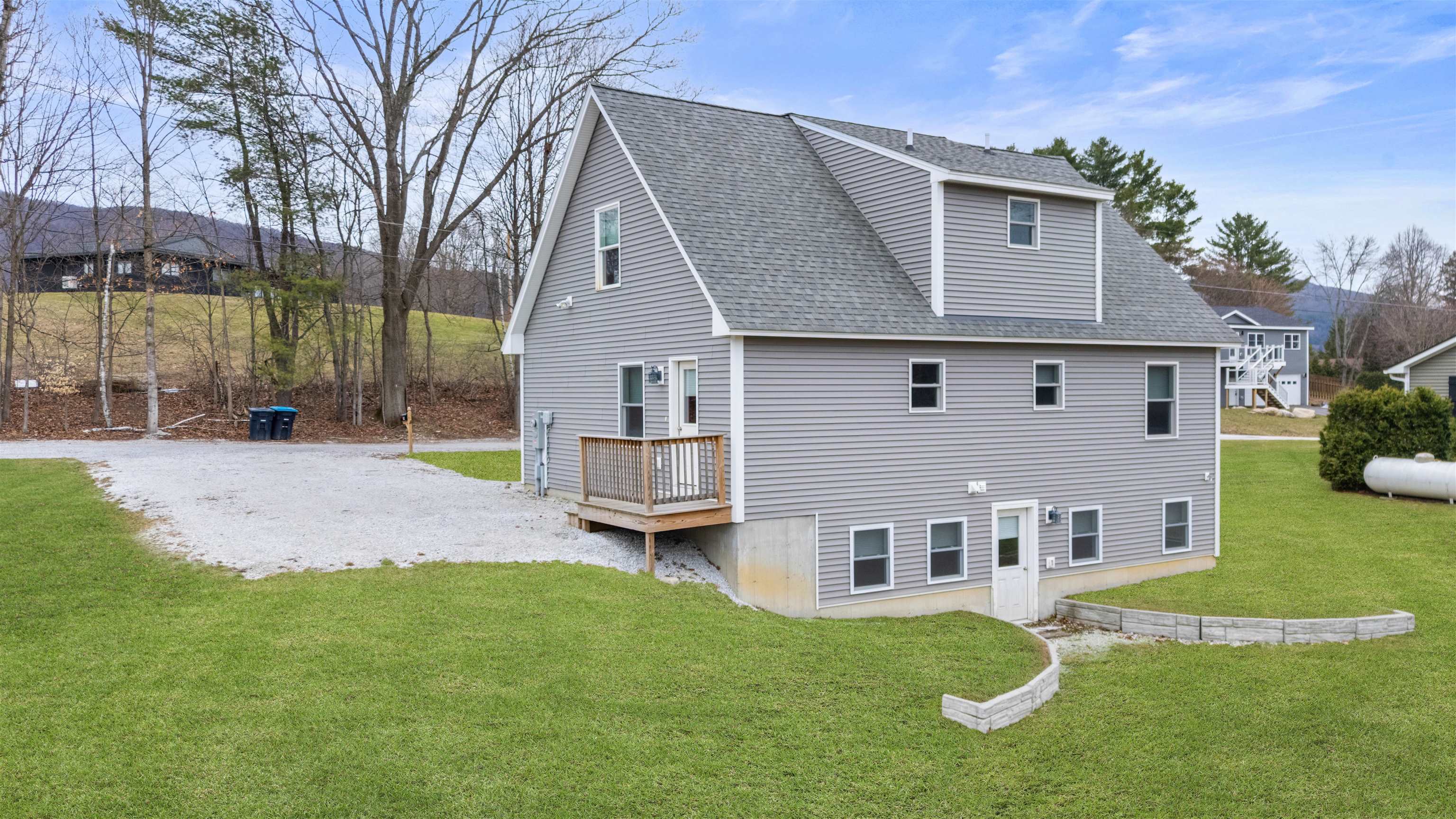 29 Victor Place Rutland, VT 05701 - Photo 3 of 43