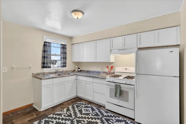 $149,900 | 1015 Bluff Street, Beloit, WI 53511