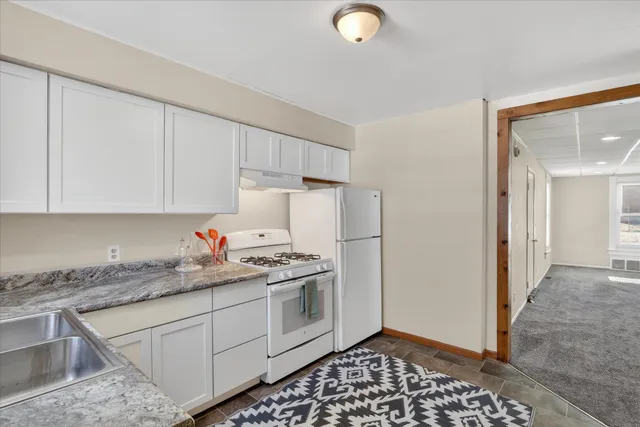 $149,900 | 1015 Bluff Street, Beloit, WI 53511