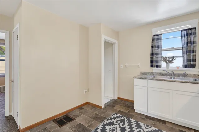 $149,900 | 1015 Bluff Street, Beloit, WI 53511