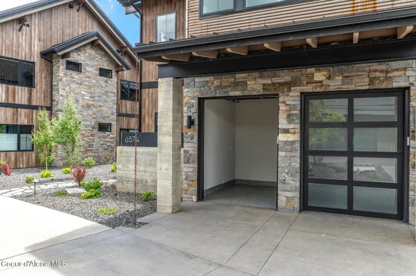 $2,600,000 | 6574 West Birdie Lane, Unit 201, Coeur D'Alene, ID 83814