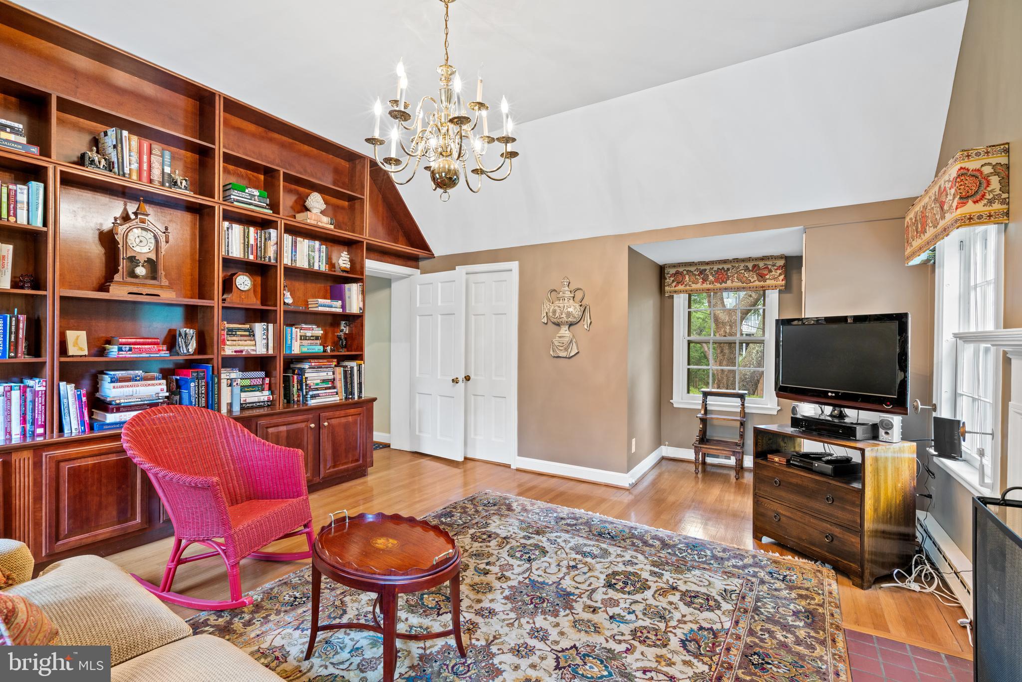 5148 Tilden Street Northwest Washington, DC 20016 - Photo 18 of 38 Bedroom/Library