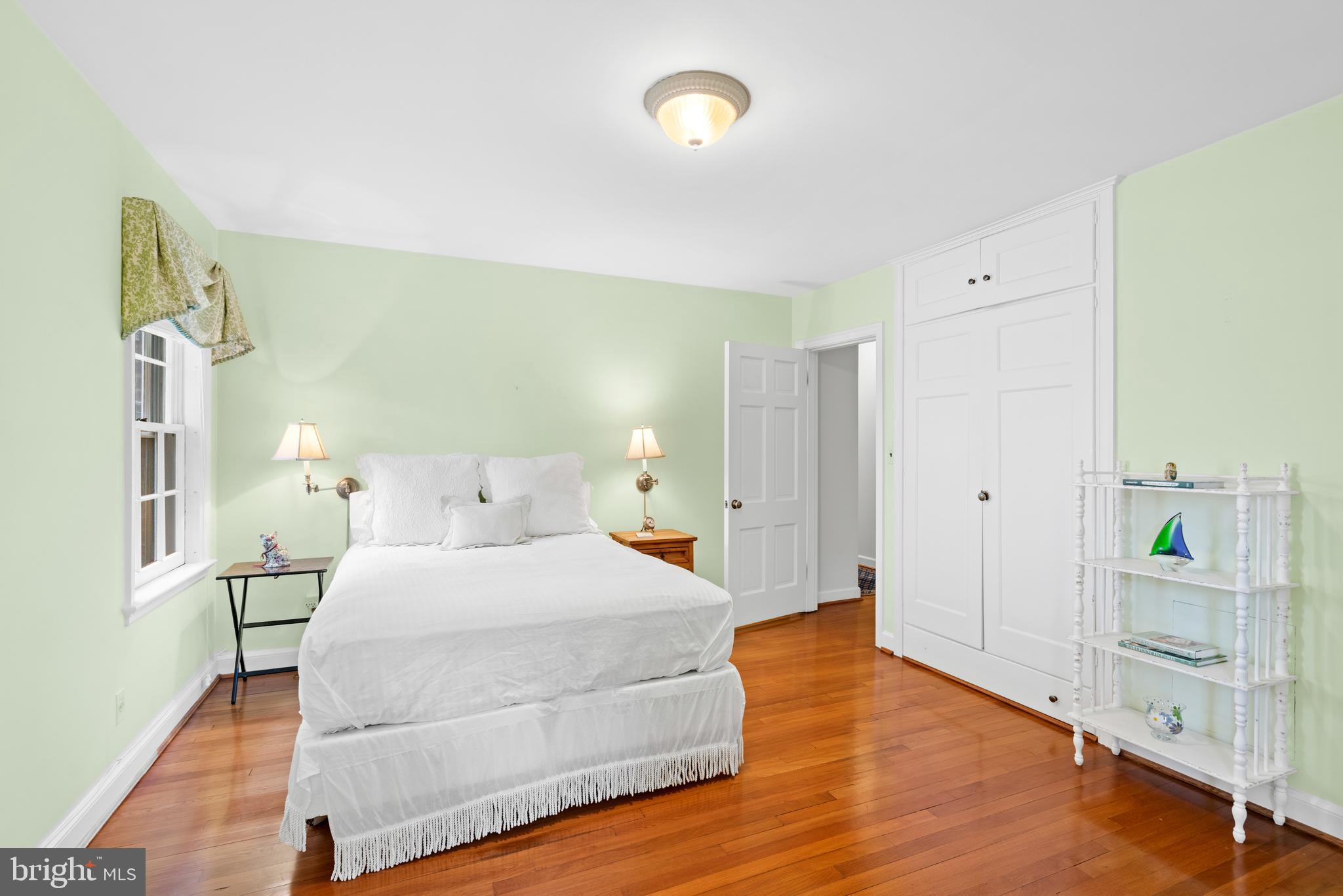 5148 Tilden Street Northwest Washington, DC 20016 - Photo 29 of 38 Bedroom