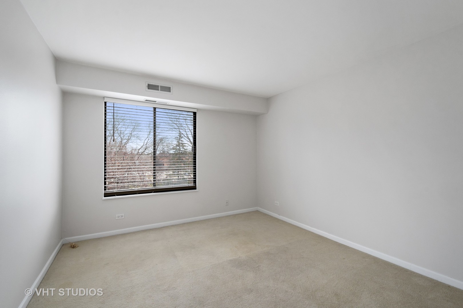 1405 East Central Road, Unit 320C Arlington Heights, IL 60005 - Photo 16 of 20