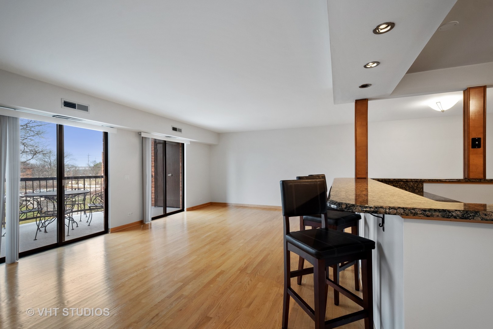 1405 East Central Road, Unit 320C Arlington Heights, IL 60005 - Photo 10 of 20