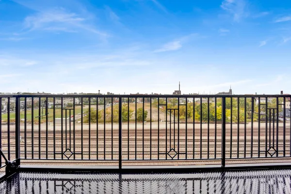 $270,000 | 1525 South Sangamon Street, Unit 610, Chicago, IL 60608