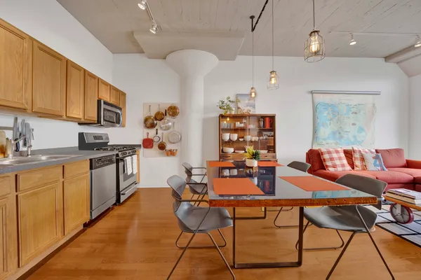 $270,000 | 1525 South Sangamon Street, Unit 610, Chicago, IL 60608