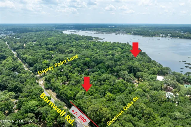 a view of a lake from a yard