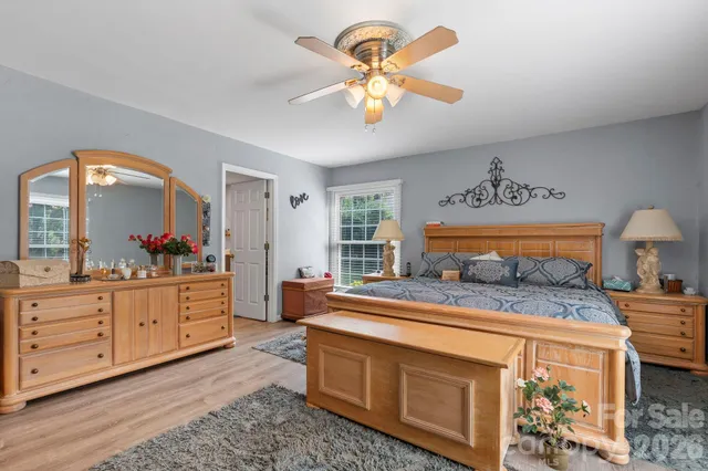 $690,000 | 1750 5th St Drive Northwest, Hickory, NC 28601