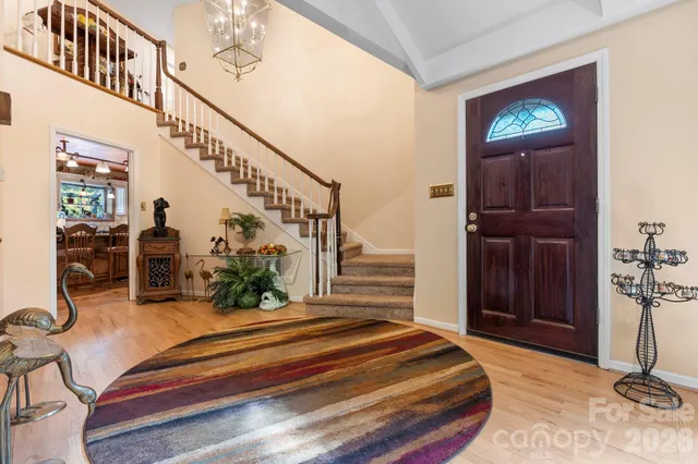 $690,000 | 1750 5th St Drive Northwest, Hickory, NC 28601