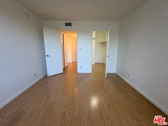 $2,200 | 12830 Burbank Boulevard, Unit 107, Valley Village, CA 91607