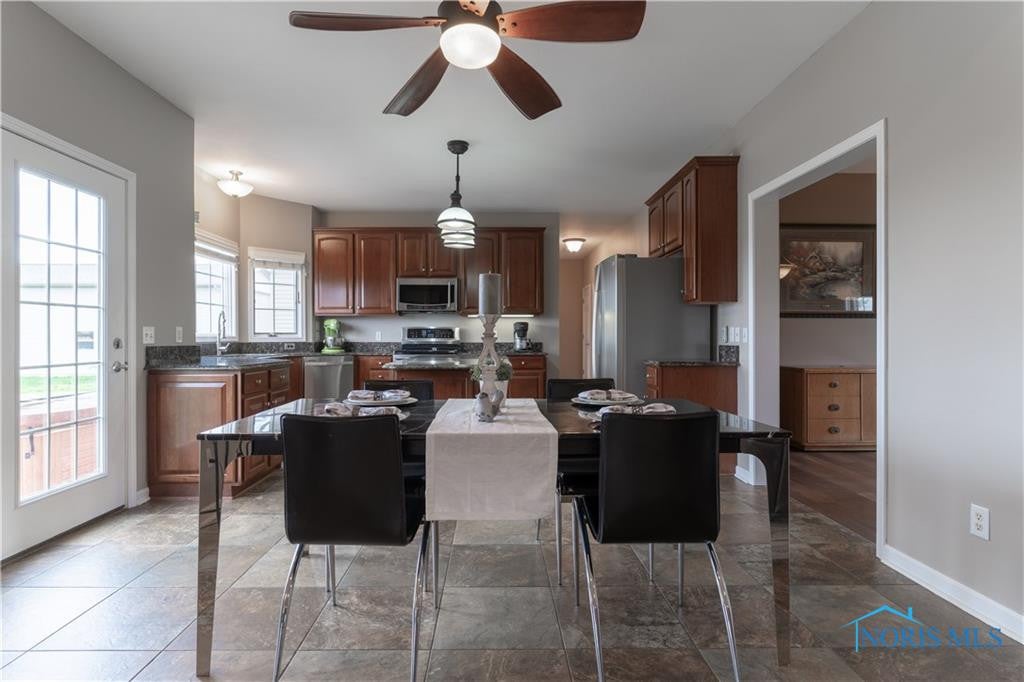 13563 Reitz Road Perrysburg, OH 43551 - Photo 9 of 18 Gallery Image 9
