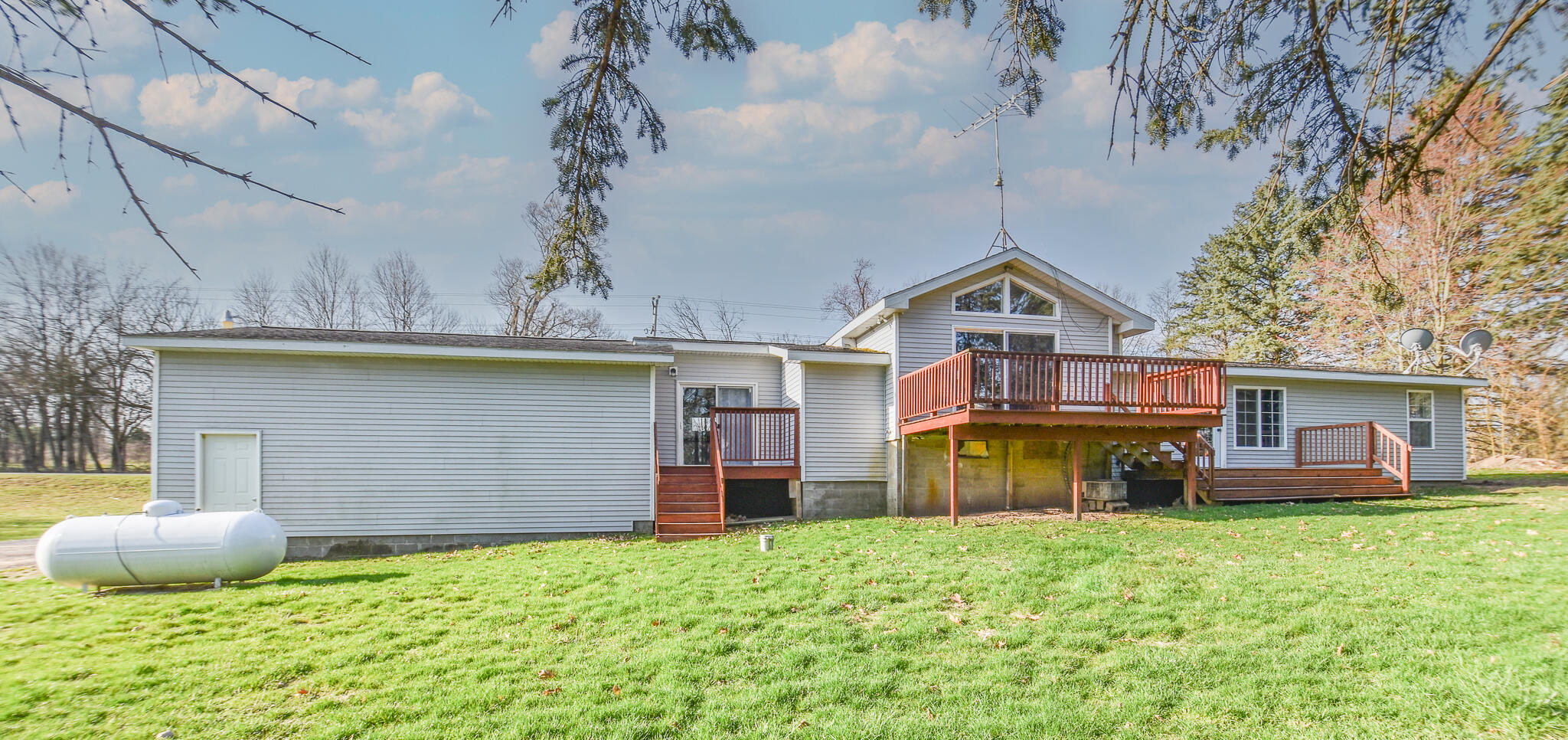 24674 Banker Street Sturgis, MI 49091 - Photo 2 of 33 DSC_0013-Edit-3