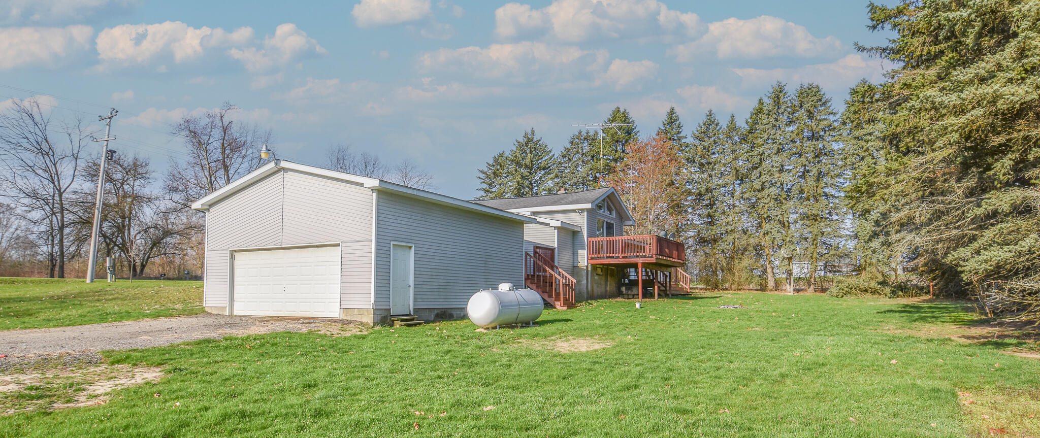 24674 Banker Street Sturgis, MI 49091 - Photo 3 of 33 DSC_0010-Edit