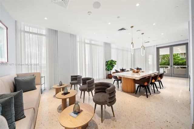 $5,950,000 | 2678 Tigertail Avenue, Unit 2006, Coconut Grove, FL 33133