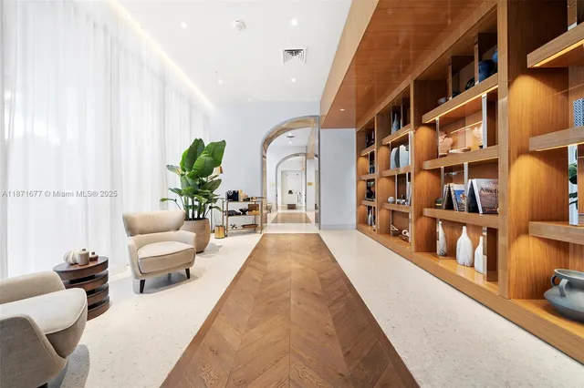 $5,950,000 | 2678 Tigertail Avenue, Unit 2006, Coconut Grove, FL 33133