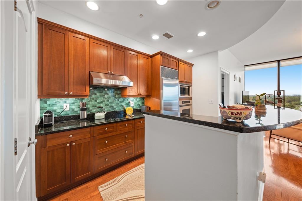 2828 Peachtree Road Northwest, Unit 1204 Atlanta, GA 30305 - Photo 15 of 48