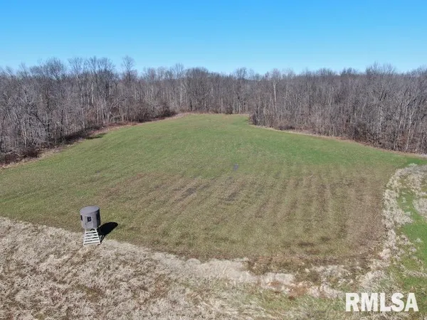 $540,000 | East 1950th Road, Dennison, IL 62423