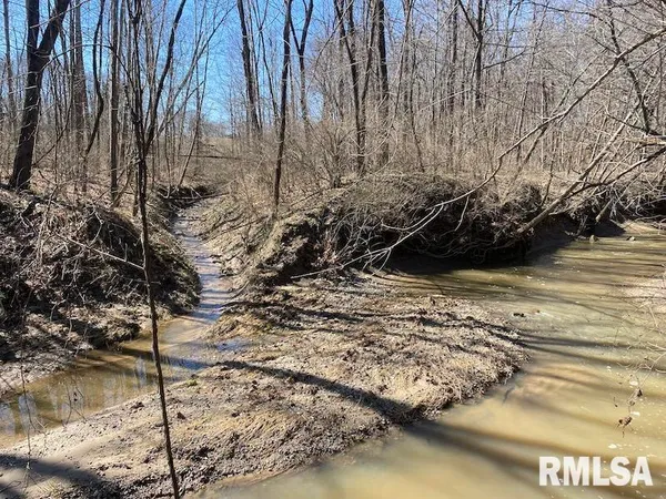 $540,000 | East 1950th Road, Dennison, IL 62423
