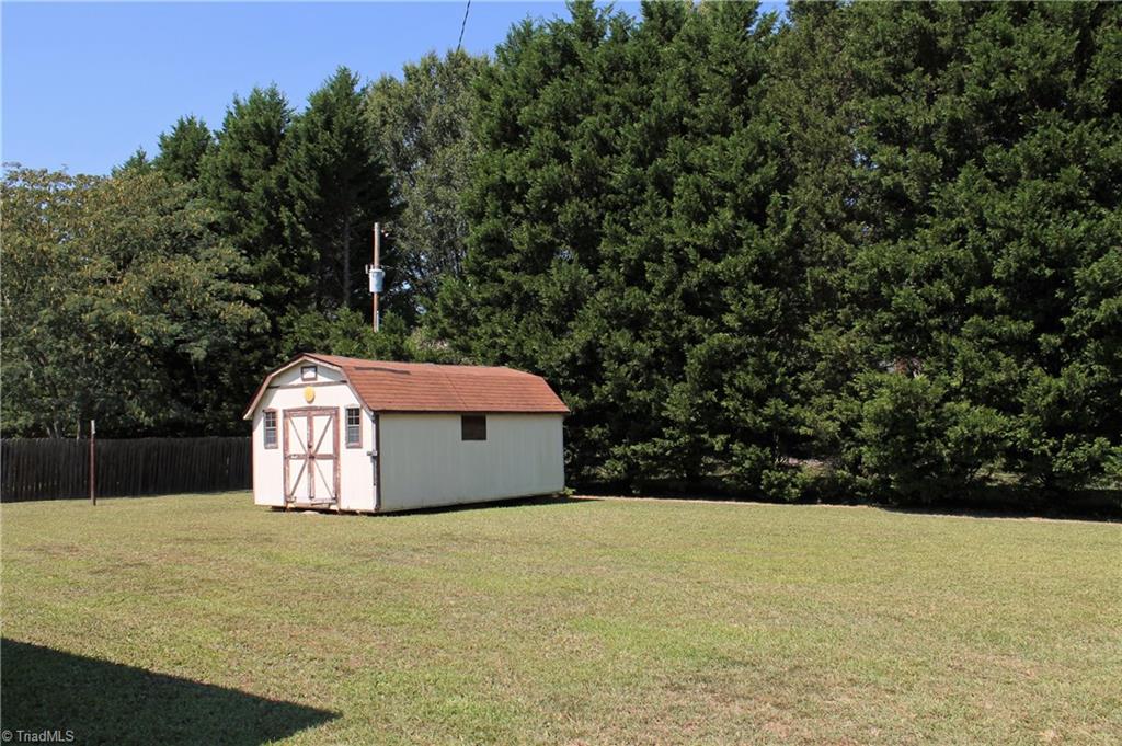 151 Everhart Road Mocksville, NC 27028 - Photo 20 of 23 Gallery Image 20