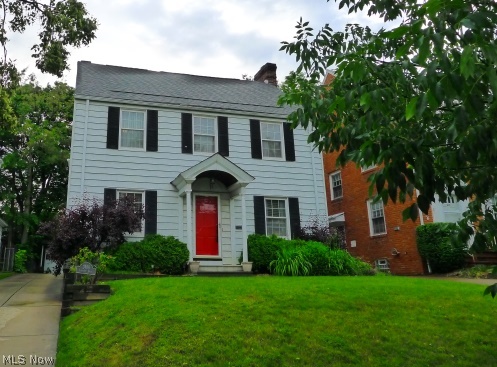 2488 Traymore Road Cleveland, OH 44118 - Photo 2 of 24