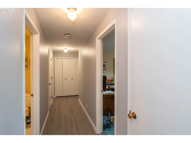 $399,000 | 962 Northwest Keasey Street, Roseburg, OR 97471