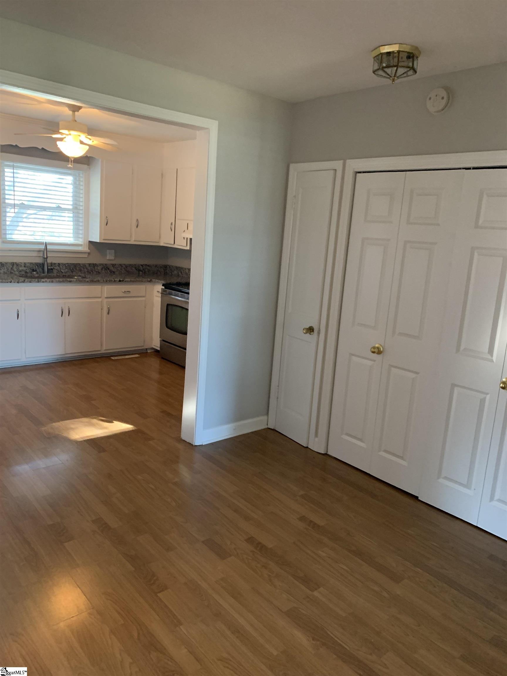 6 B Crescent Ridge Drive Greenville, SC 29615 - Photo 3 of 11