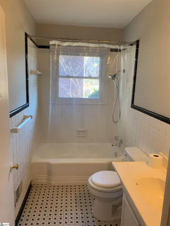 $1,400 | 6 B Crescent Ridge Drive, Greenville, SC 29615