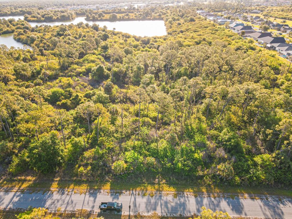Blueleaf Dr Port North Port, FL 34288 - Photo 14 of 16