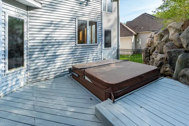 $625,000 | 1476 Pinetree Pass, Eagan, MN 55122