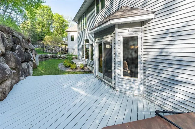 $625,000 | 1476 Pinetree Pass, Eagan, MN 55122