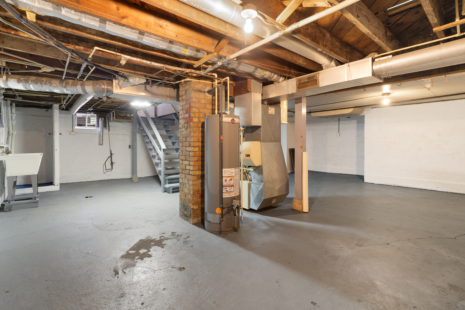 1149 Wilson Drive Kankakee, IL 60901 - Photo 20 of 23 a view of a empty room with storage