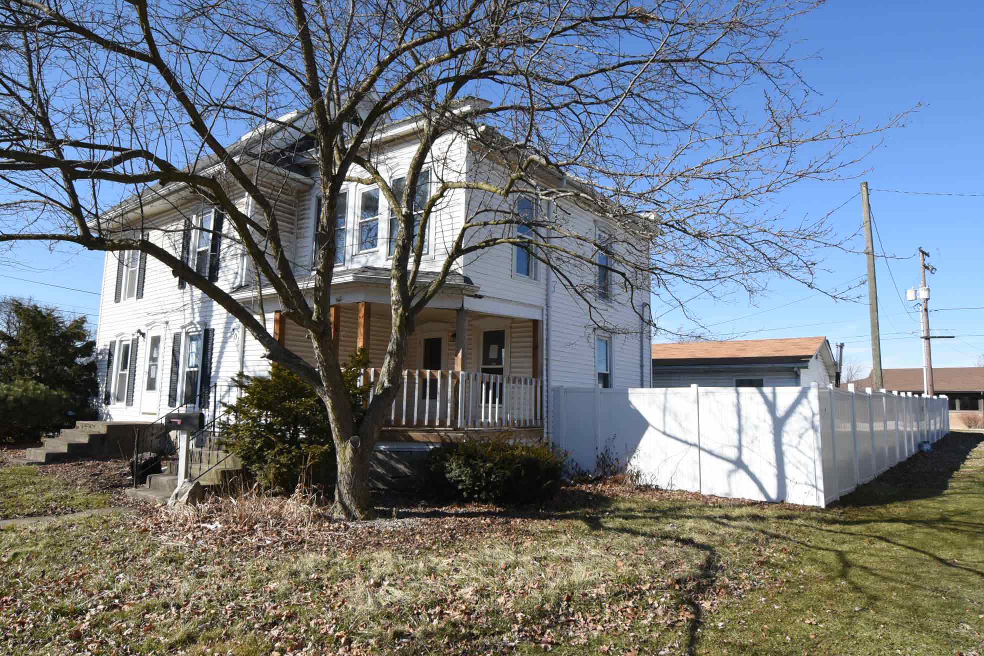 301 East Green Street Butler, IN 46721 - Photo 2 of 24