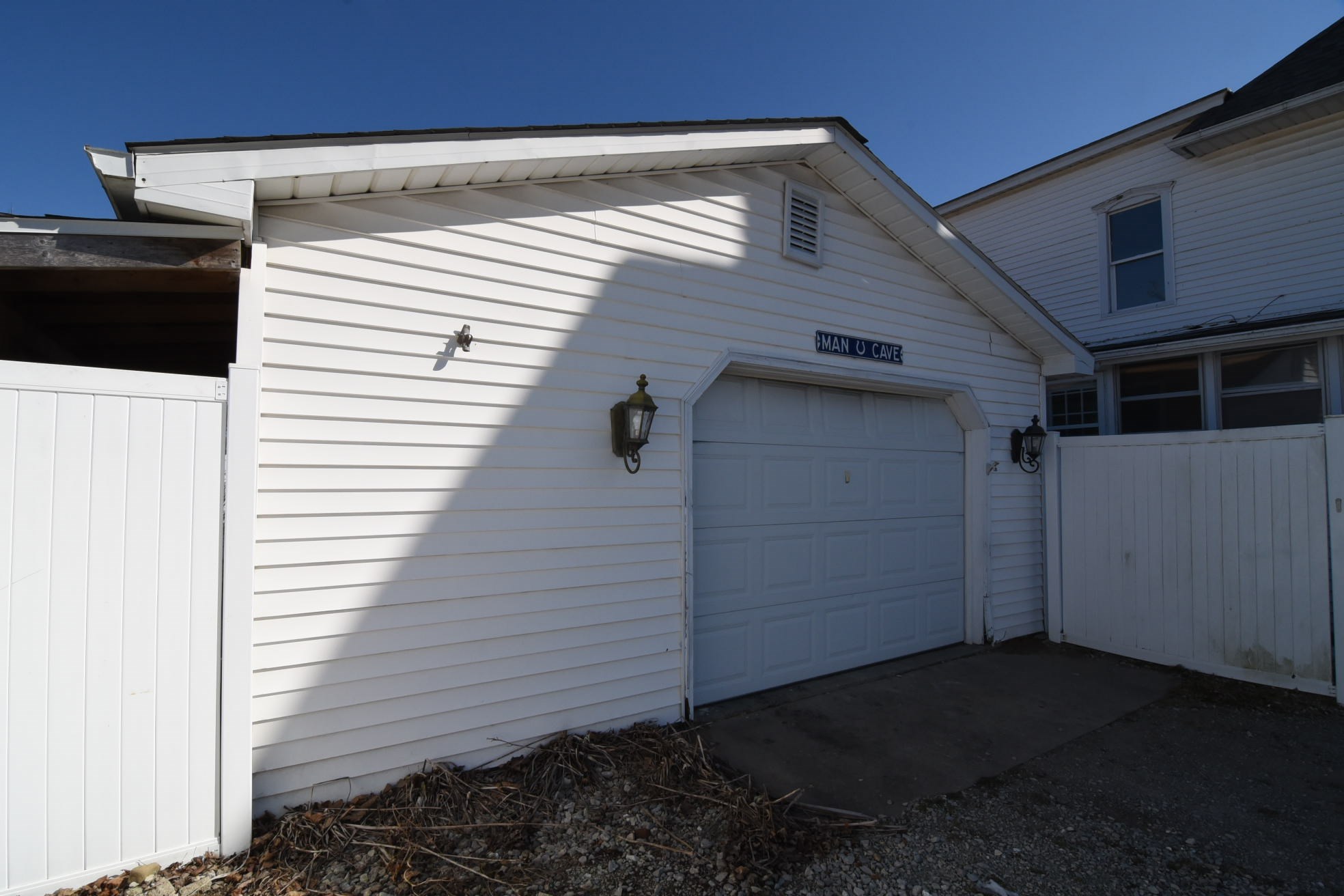 301 East Green Street Butler, IN 46721 - Photo 23 of 24