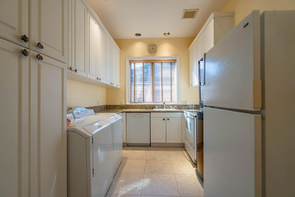 2356 Northeast 26th Street Lighthouse Point, FL 33064 - Photo 27 of 81 Photo 27