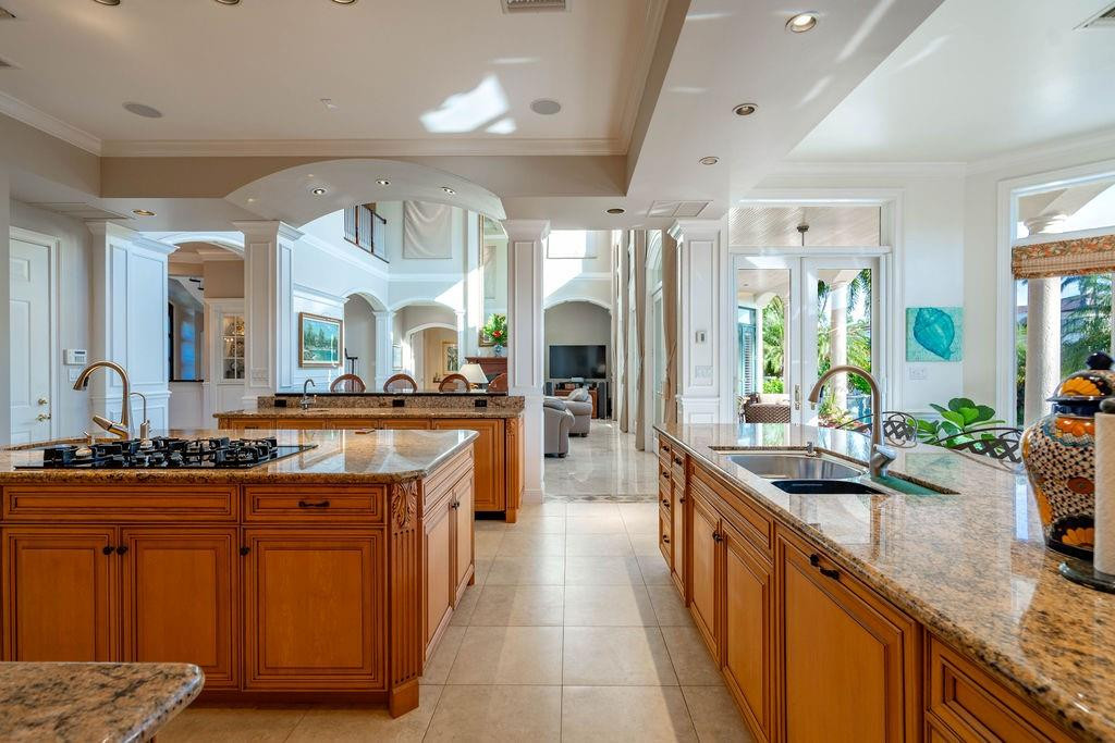 2356 Northeast 26th Street Lighthouse Point, FL 33064 - Photo 35 of 81 Photo 35