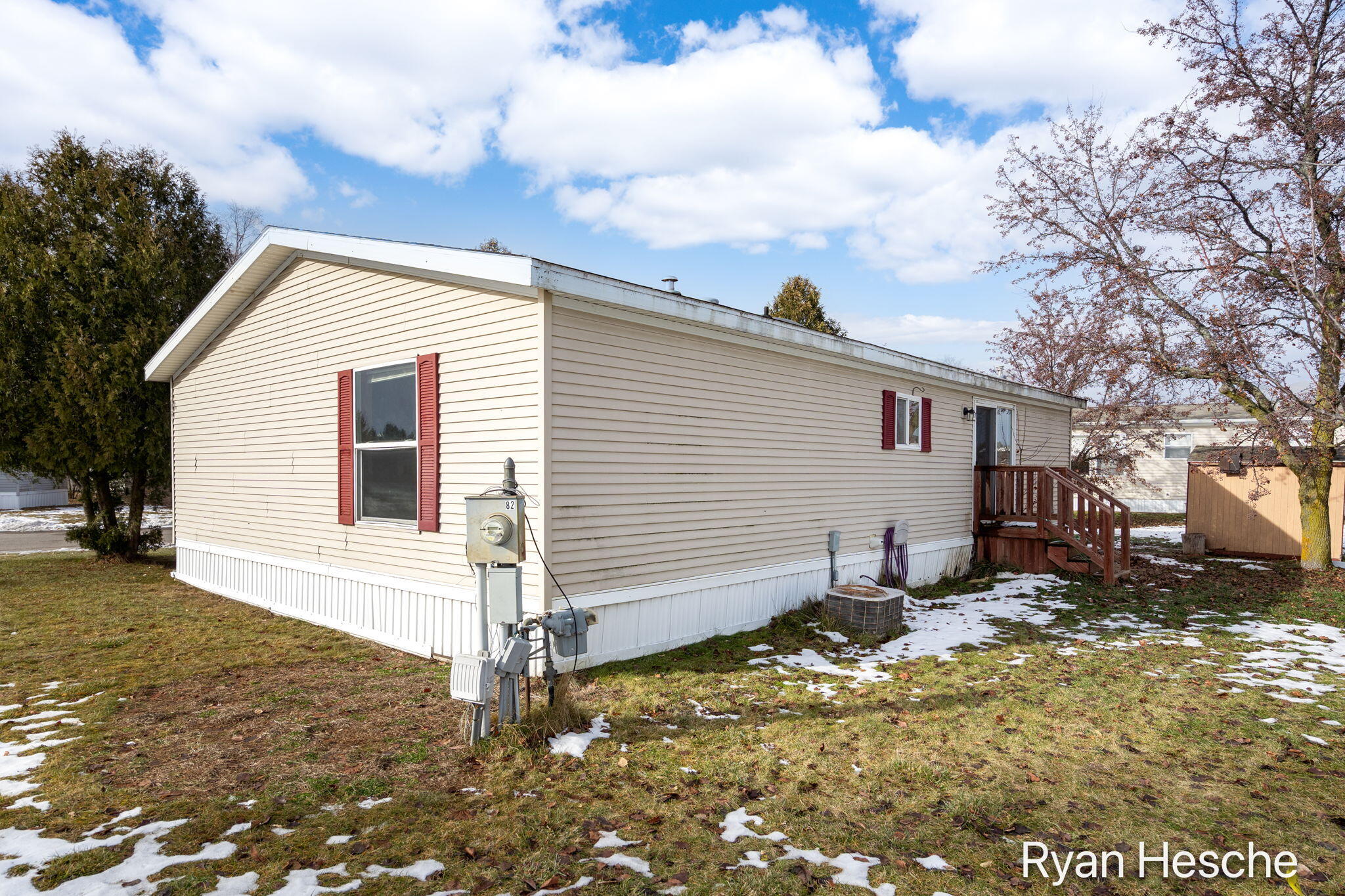 360 East Tuttle Road, Unit 82 Ionia, MI 48846 - Photo 5 of 20 5-web-or-mls-360 E Tuttle Rd-5