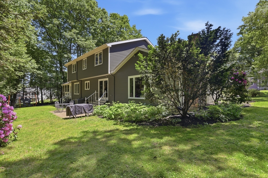 25 Revolutionary Road Acton, MA 01720 - Photo 33 of 40