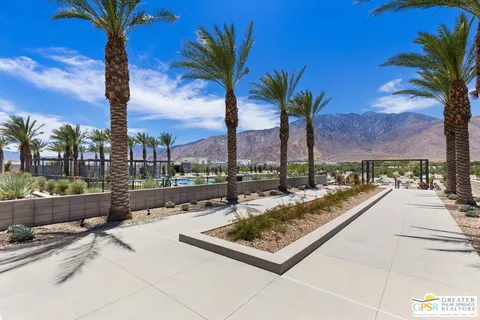 $845,999 | 825 Fountain Drive, Palm Springs, CA 92262