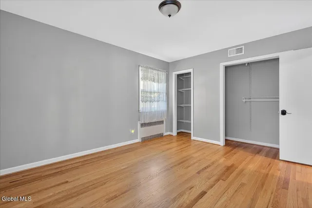 $640,000 | 10 Willo Lane, Colonie, NY 12211