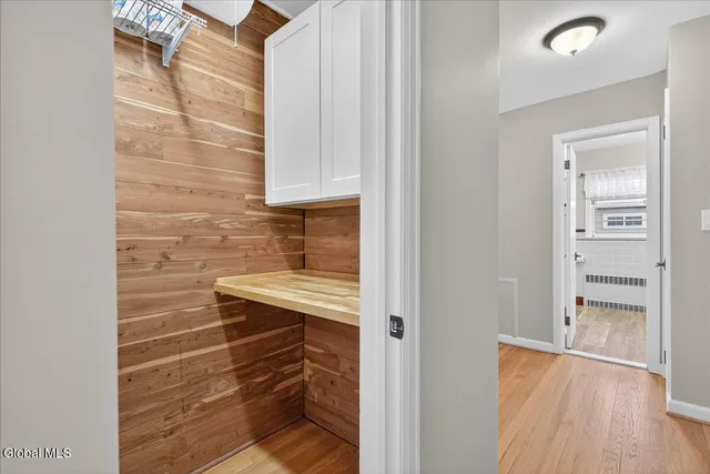 $640,000 | 10 Willo Lane, Colonie, NY 12211