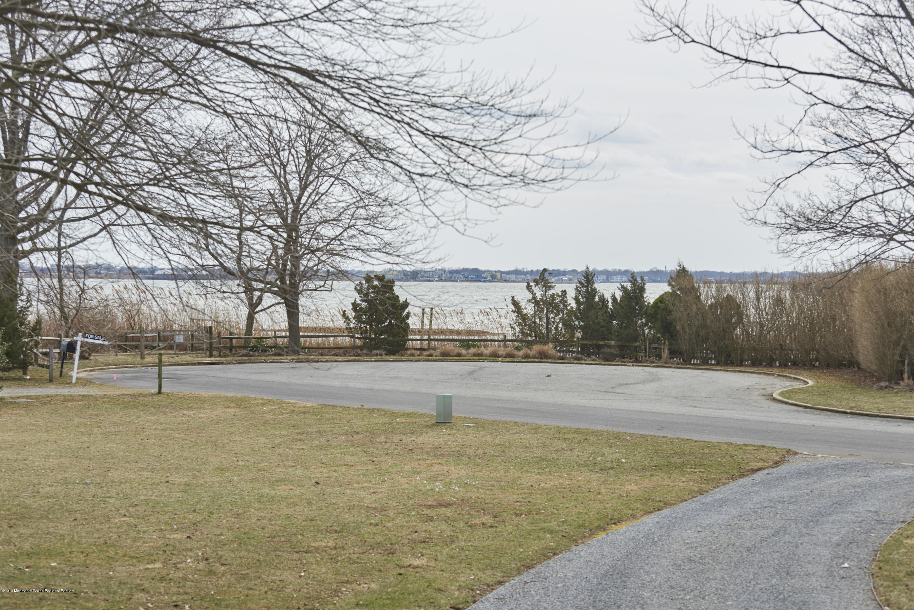 27 Tuxedo Road Rumson, NJ 07760 - Photo 28 of 29 BAP_8101