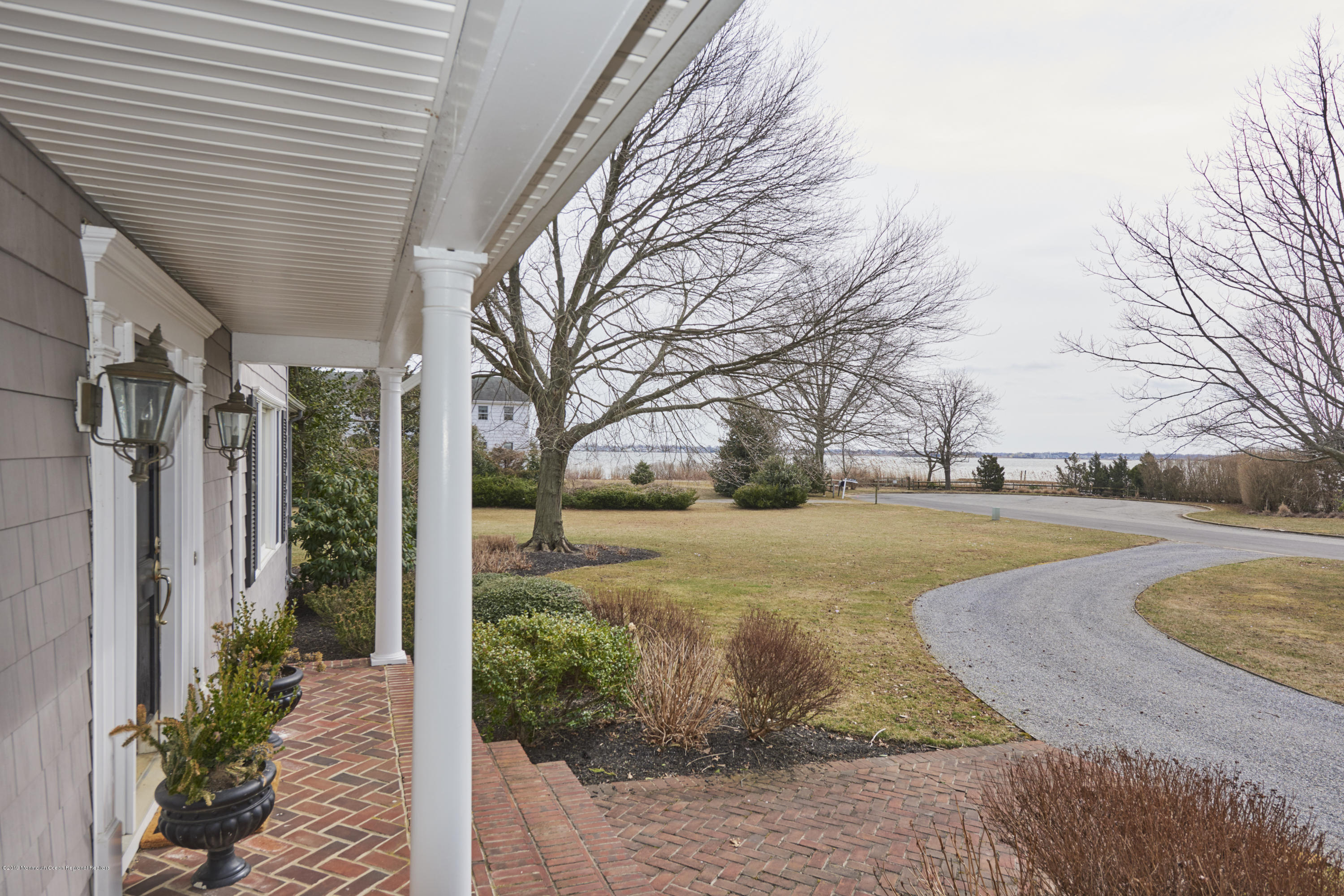 27 Tuxedo Road Rumson, NJ 07760 - Photo 4 of 29 BAP_8105