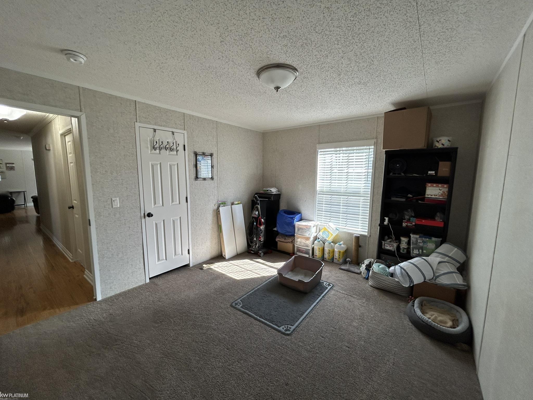 3333 Ravenswood Road Marysville, MI 48040 - Photo 17 of 25 50149949-da2ed98f-3ea0-4285-bf2b-582ba28bf74a.JPG