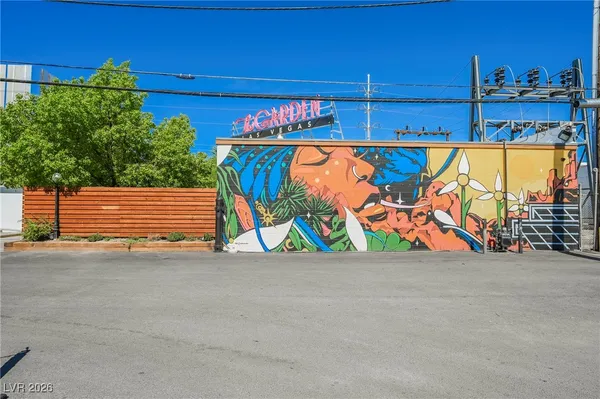 $1,950 | 353 East Bonneville Avenue, Unit 753, Las Vegas, NV 89101