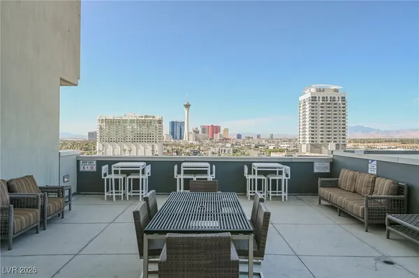 $1,950 | 353 East Bonneville Avenue, Unit 753, Las Vegas, NV 89101