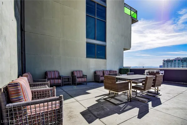 $1,950 | 353 East Bonneville Avenue, Unit 753, Las Vegas, NV 89101