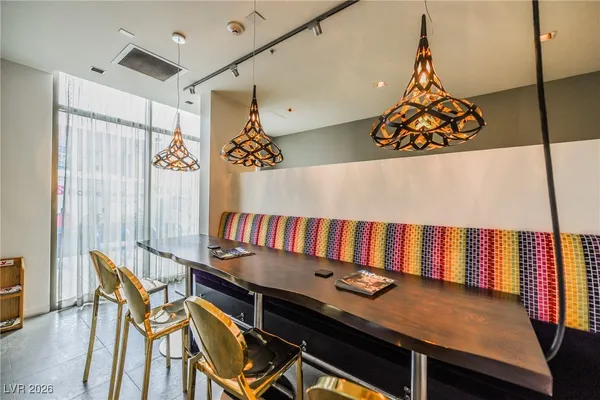 $1,950 | 353 East Bonneville Avenue, Unit 753, Las Vegas, NV 89101